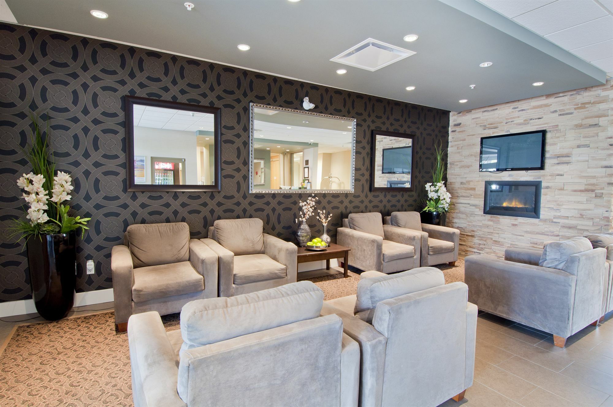 Comfort Inn & Suites Суррей Екстер'єр фото