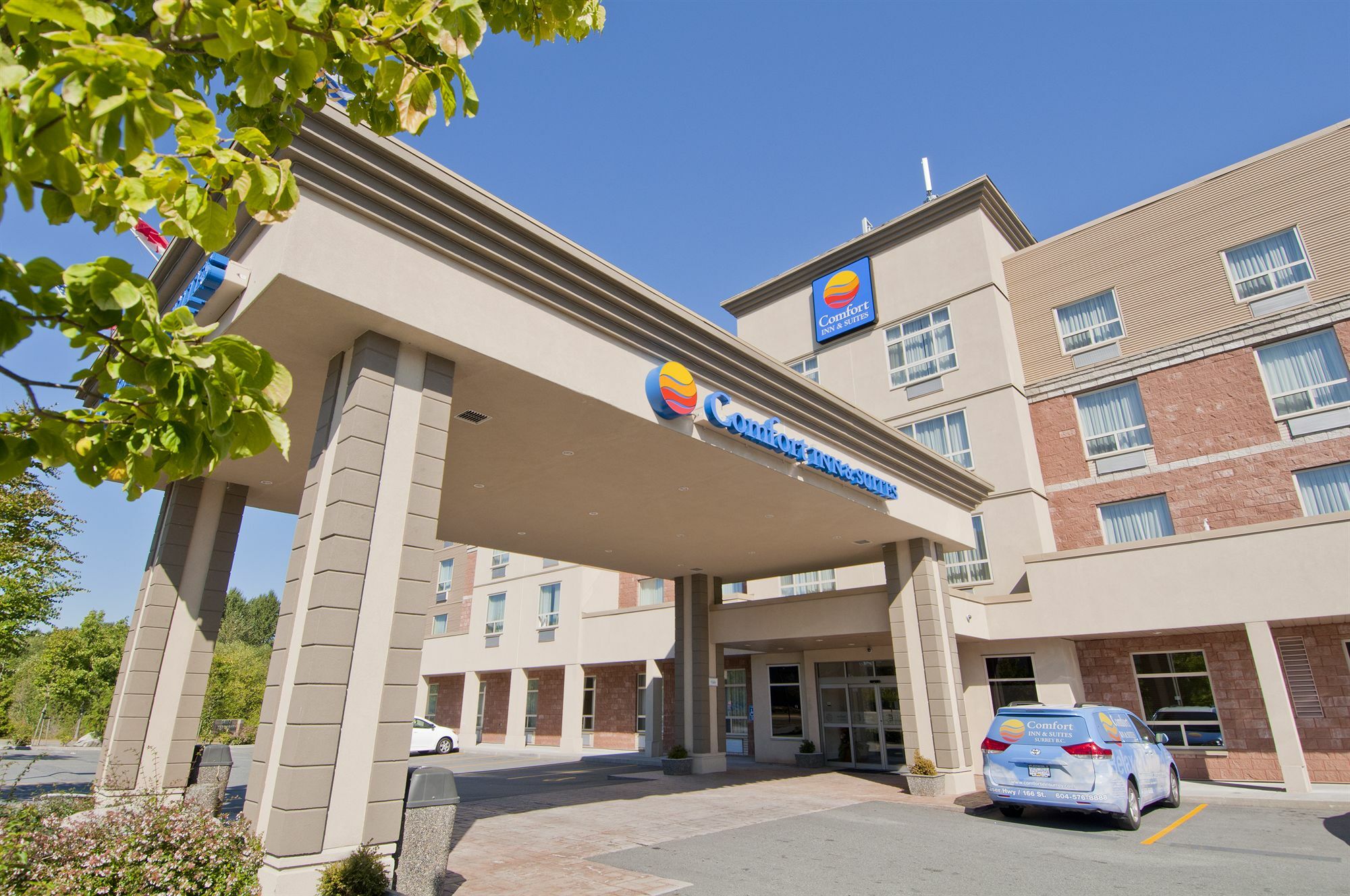 Comfort Inn & Suites Суррей Екстер'єр фото